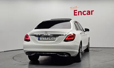 Mercedes-Benz C-Class 2019, 76037 км, за 20900000 KRW