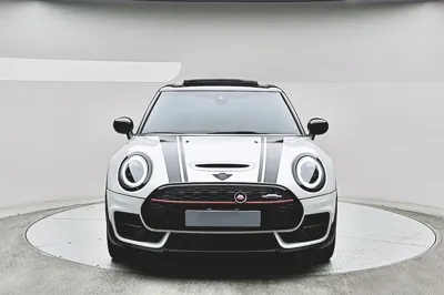 MINI Clubman · 2023 год