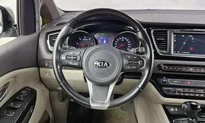 Kia Canival 2016, 82641 км, за 12200000 KRW - фото 13