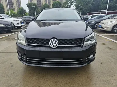Volkswagen Bora 2014, 80000 км, за 21500 CNY