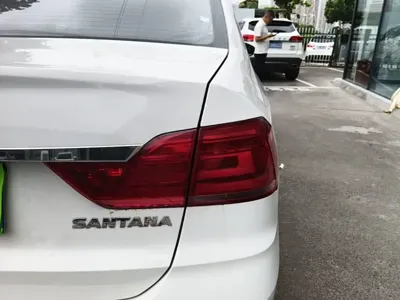Volkswagen Santana 2022, 22300 км, за 40599 CNY - фото 8