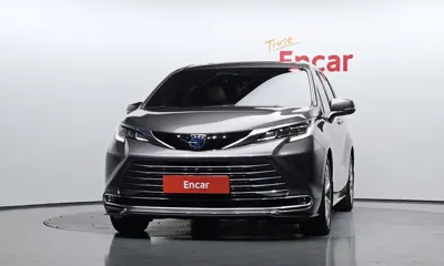 Toyota Sienna 2023, 37338 км, за 49590000 KRW