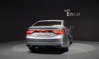 Hyundai Grandeur 2016, 115293 км, за 7800000 KRW