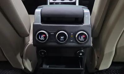 Land Rover Discovery 2019, 126545 км, за 28990000 KRW - фото 32