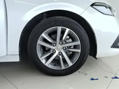 Honda Civic 2024, 14100 км, за 91199 CNY - фото 6