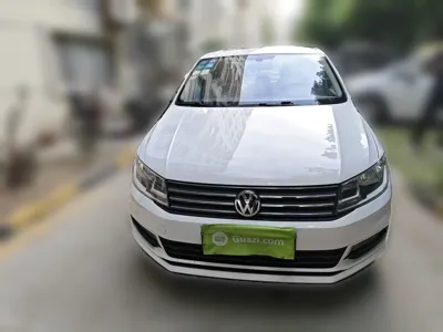 Volkswagen Santana 2016, 102800 км, за 38653.25 CNY