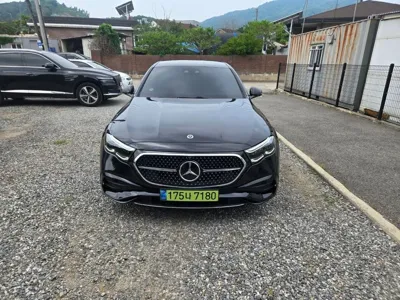 Mercedes-Benz E-Class · 2025 год