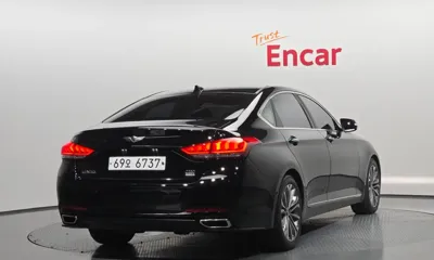 Hyundai Genesis 2015, 157290 км, за 9000000 KRW
