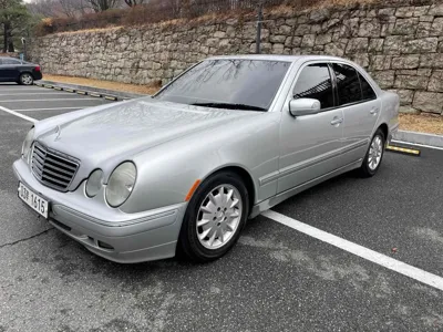 Mercedes-Benz E-Class · 2000 год