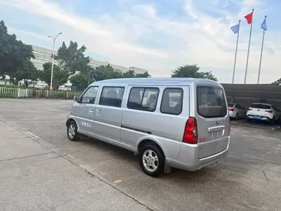 Wuling Rongguang 2015, 120000 км, за 17800 CNY