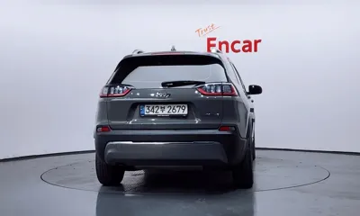 Jeep Cherokee 2021, 62135 км, за 22200000 KRW