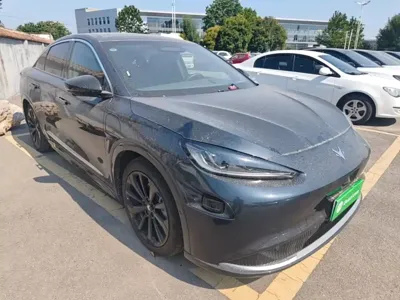 Arcfox Alpha S 2023, 66100 км, за 101700 CNY