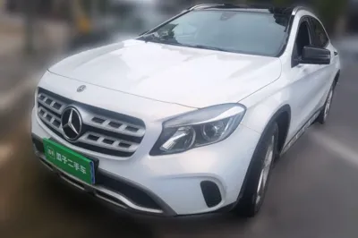 Mercedes-Benz GLA · 2018 год