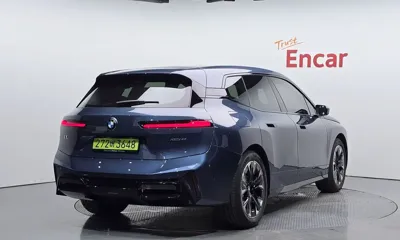 BMW iX 2026, 4776 км, за 93000000 KRW