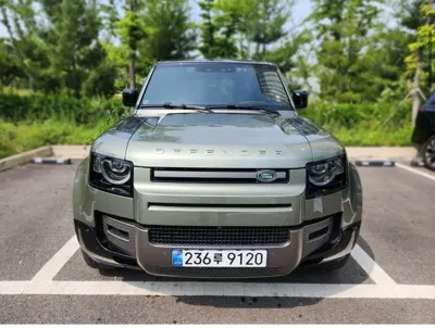 Land Rover Defender · 2025 год