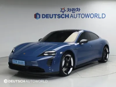 Porsche Taycan · 2021 год