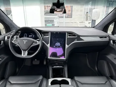 Tesla Model X 2018, 150000 км, за 149800 CNY - фото 8
