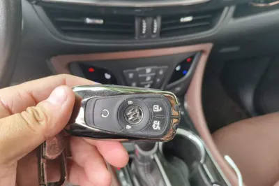 Buick Envision 2018, 70800 км, за 63200.72 CNY - фото 20