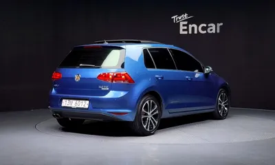 Volkswagen Golf 2015, 138400 км, за 7900000 KRW