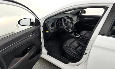 Hyundai Avante 2018, 125110 км, за 8800000 KRW - фото 10