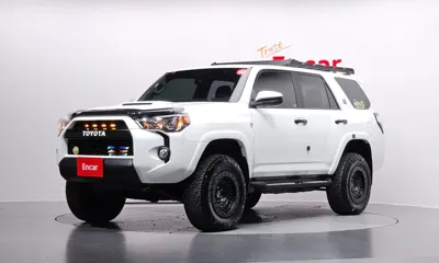 Toyota 4Runner · 2015 год