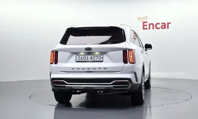 Kia Sorento 2021, 81136 км, за 15466.27 USD