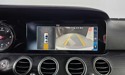 Mercedes-Benz E-Class 2017, 90598 км, за 20900000 KRW - фото 17