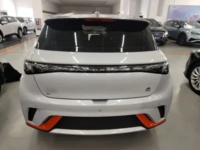 BYD Dolphin 2023, 23300 км, за 59300 CNY - фото 6