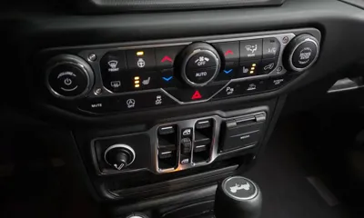 Jeep Wrangler 2021, 4222 км, за 47700000 KRW - фото 16