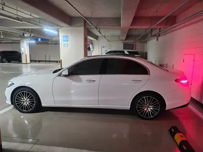 Mercedes-Benz C-Class 2024, 6406 км, за 43190000 KRW - фото 4