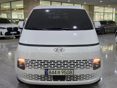 Hyundai Staria 2024, 21948 км, за 26900000 KRW - фото 2