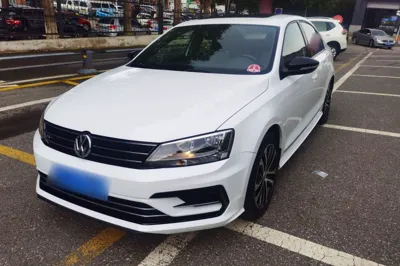Volkswagen Sagitar · 2017 год