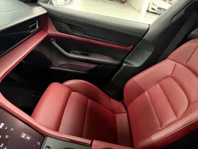 Porsche Taycan 2022, 49000 км, за 410600 CNY - фото 8