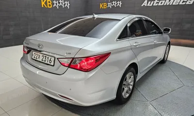 Hyundai Sonata 2013, 123238 км, за 3800000 KRW - фото 5