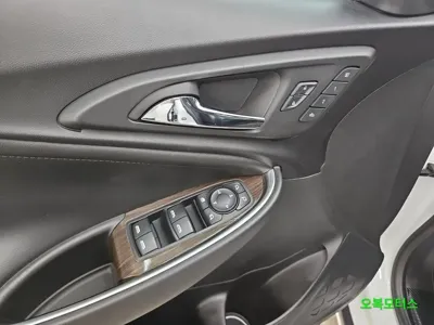 ChevroletGMDaewoo Malibu 2017, 74800 км, за 9200000 KRW - фото 16