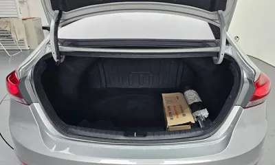 Hyundai Avante 2018, 90854 км, за 9900000 KRW - фото 20