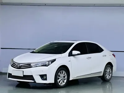 Toyota Corolla · 2014 год