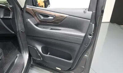 Toyota Alphard 2025, 8072 км, за 113000000 KRW - фото 25