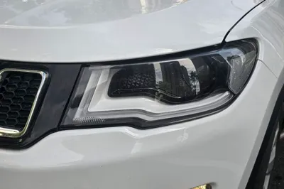 Jeep Compass 2019, 60100 км, за 47728.54 CNY - фото 8