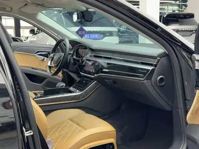 Audi A8 2021, 79900 км, за 345000 CNY - фото 8