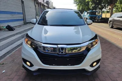 Honda Vezel 2020, 36000 км, за 74630.83 CNY