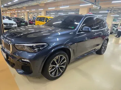 BMW X5 · 2020 год