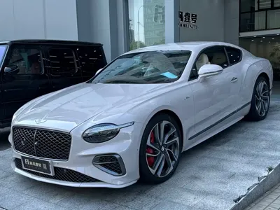 Bentley Flying Spur PHEV · 2025 год