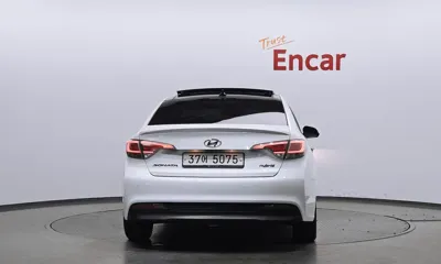 Hyundai Sonata 2017, 121980 км, за 11990000 KRW