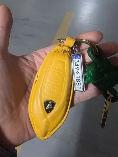 Lamborghini Urus 2020, 64000 км, за 259200000 KRW - фото 9