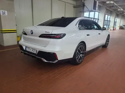 BMW 7-Series 2025, 23862 км, за 119000000 KRW