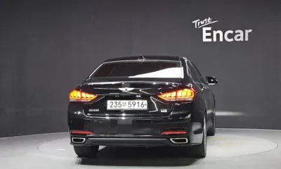 Hyundai Genesis 2016, 118673 км, за 13500000 KRW