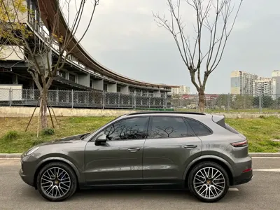 Porsche Cayenne 2021, 28000 км, за 428800 CNY - фото 11