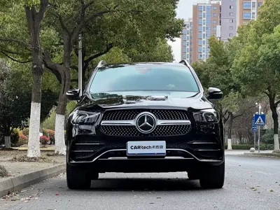 Mercedes-Benz 奔驰GLE(进口) 2023, 34000 км, за 398000 CNY