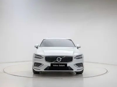 Volvo S60 2023, 11801 км, за 41000000 KRW